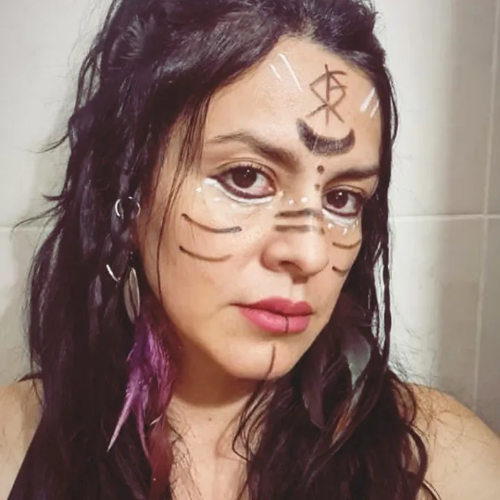 lamujerconalas