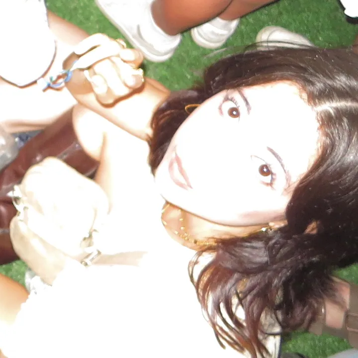 lately.lara