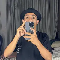 TikTok Account - https://p77-va.tiktokcdn.com/tos-maliva-avt-0068/2e5bd4116642ea66ec1a6b1133864ef8~tplv-tiktokx-cropcenter-q:200:200:q75.webp