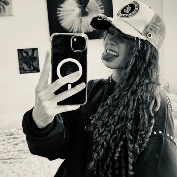 olivia_13k13