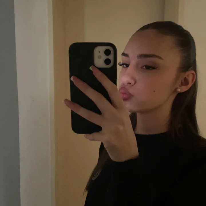 helenaa_muc