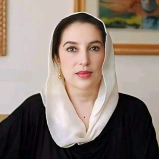 benazir_bhutto25