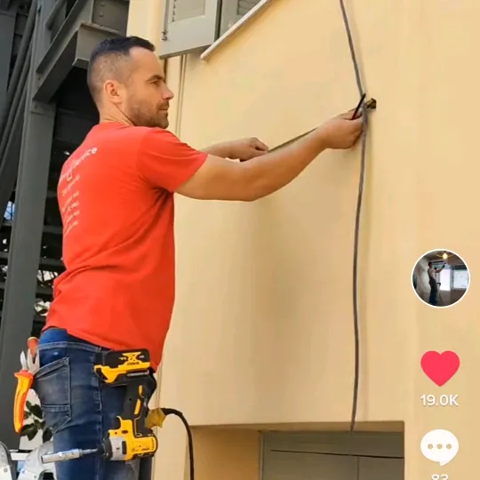 diyideeskailyseis