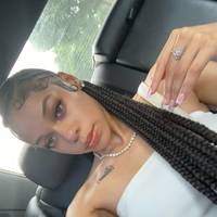 _niyaa22