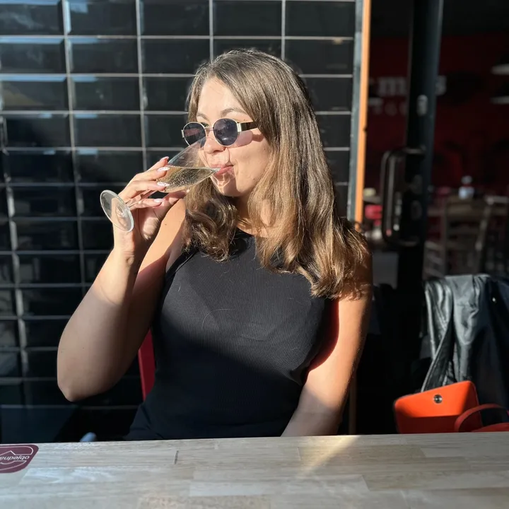 neli.toufarova