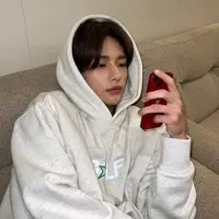 stray_blinkcns