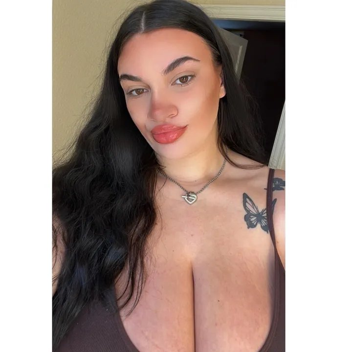 chloewhithamxxx