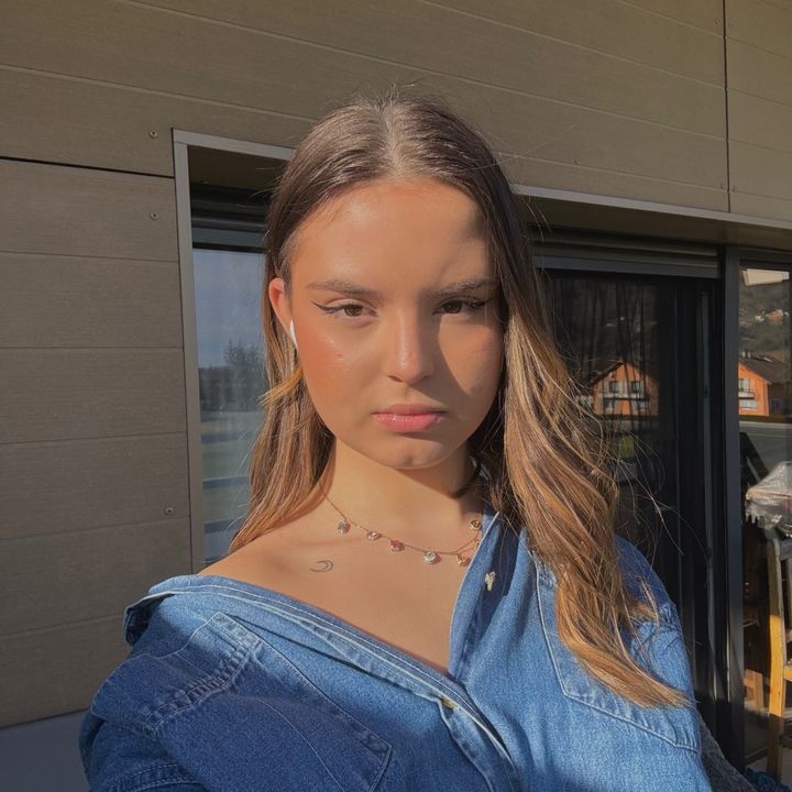 chloe.fvr7