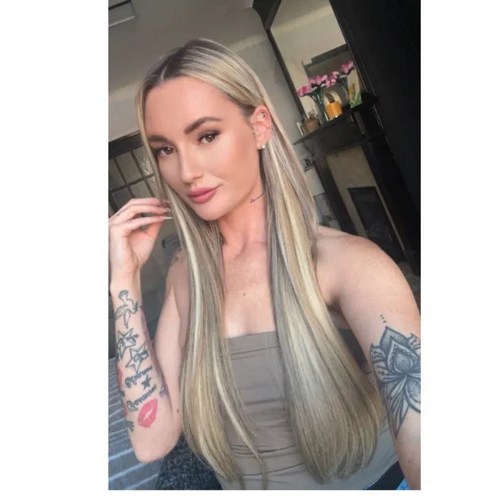 hollie_lou93