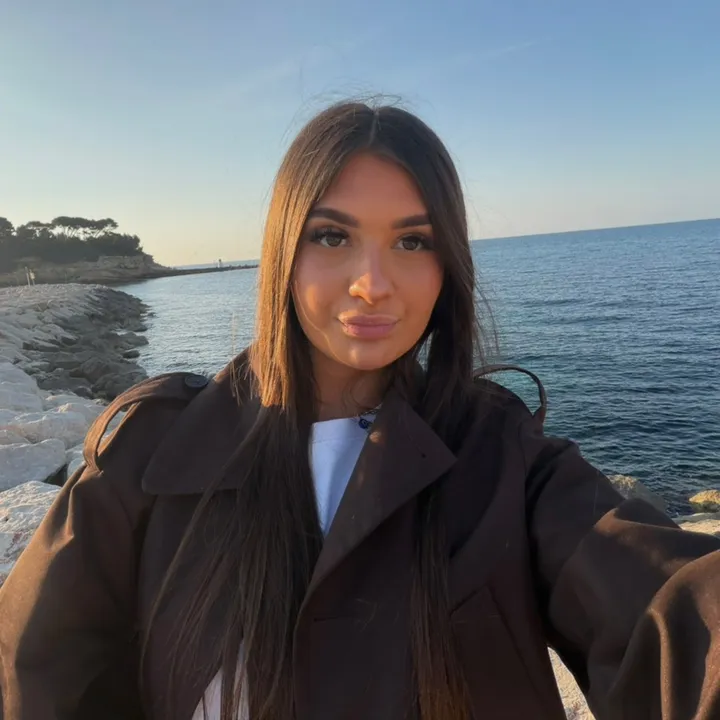 cleo_llnce