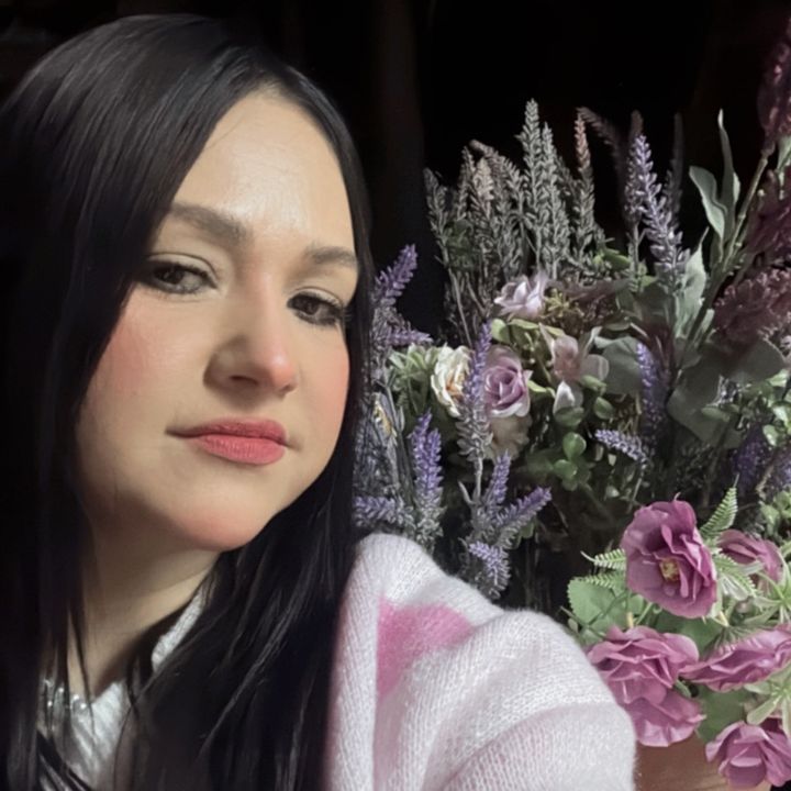 annievaa