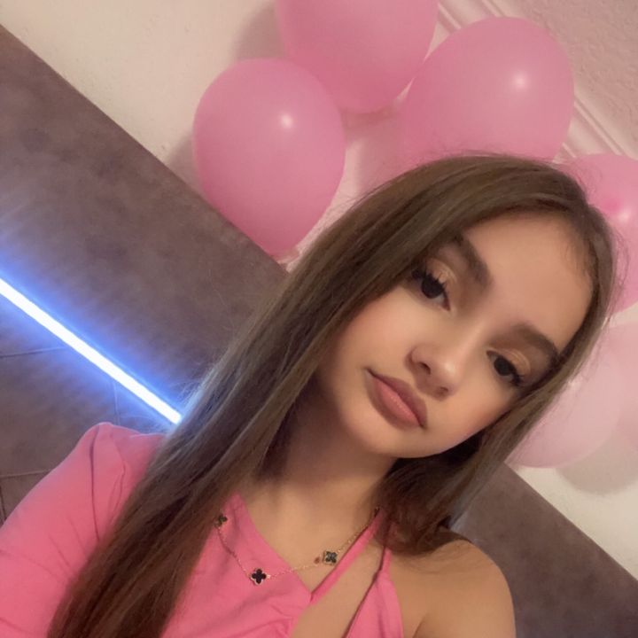 elsahoxhaa0